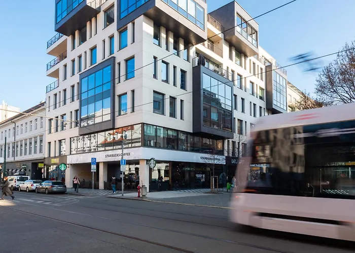 Appartement Elegant Karlin With Terrace & Parking *